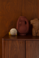 Red Aluminum Vase M | Dutchbone Thiago | Dutchfurniture.com