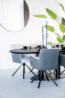 Black Oval Dining Table M | Eleonora Siera | dutchfurniture.com